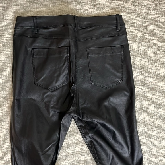 ⭐️ Shinestar faux leather skinny pants- size medium - Picture 9 of 9